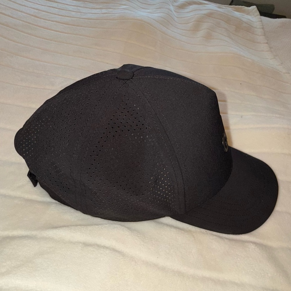 ALO Performance District Trucker Hat - Picture 5 of 10